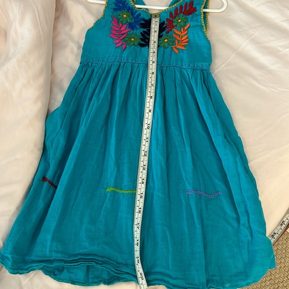 Girls green dress with patterned stitching! - Picture 5 of 5